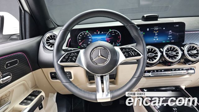Mercedes-Benz GLB-Class (X247) GLB200 d 2024 — фото 12