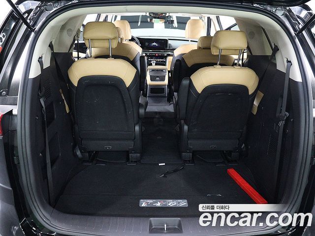 Kia Carnival (IV) 9-Seater Prestige 2023 — фото 5
