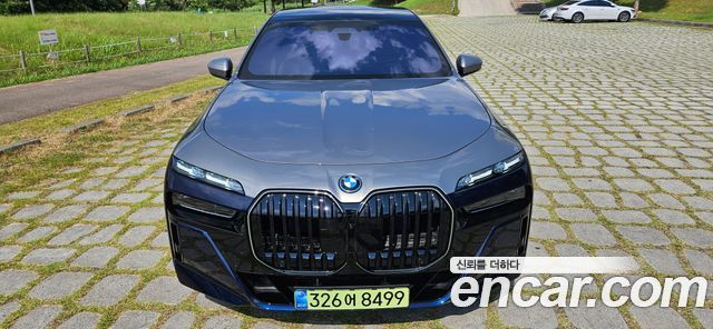 BMW 7 Series (G70) 750e xDrive M Sport