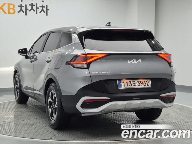 Kia Sportage (V) Diesel 2.0 2WD Trendy 2022 — фото 2
