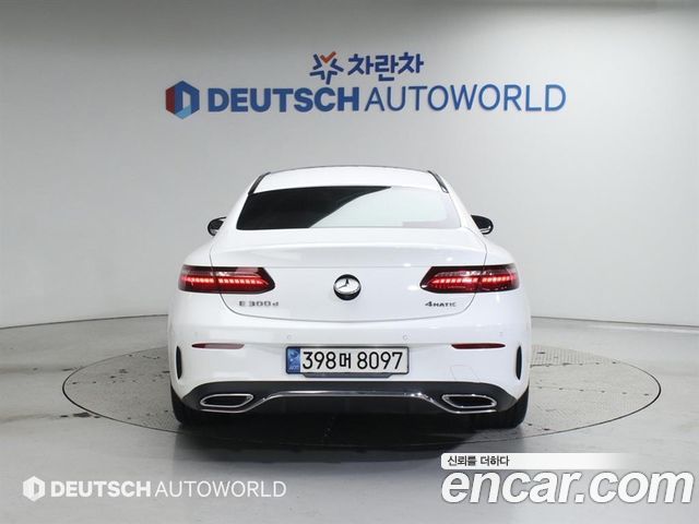 Mercedes-Benz E-Class (W213) E300d 4MATIC Coupe 2022 — фото 4