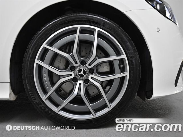 Mercedes-Benz E-Class (W213) E300d 4MATIC Coupe 2022 — фото 5