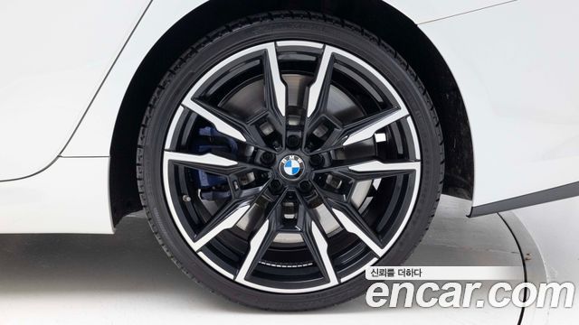 BMW 8 Series (G15) M850i xDrive Gran Coupe 2023 — фото 5