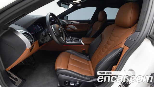 BMW 8 Series (G15) M850i xDrive Gran Coupe 2023 — фото 16