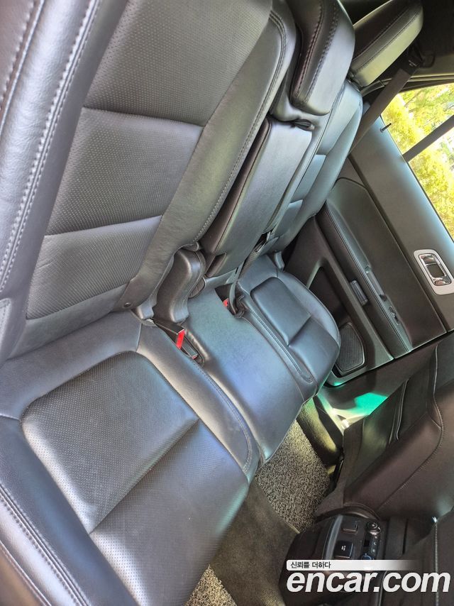 Ford Explorer 3.5 Limited 4WD 5th 2014 — фото 7