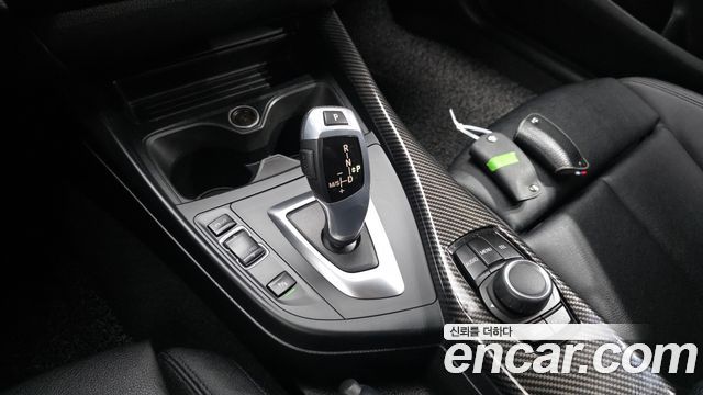 BMW 1 Series (F20) 118d Sport 5Door 2017 — фото 9