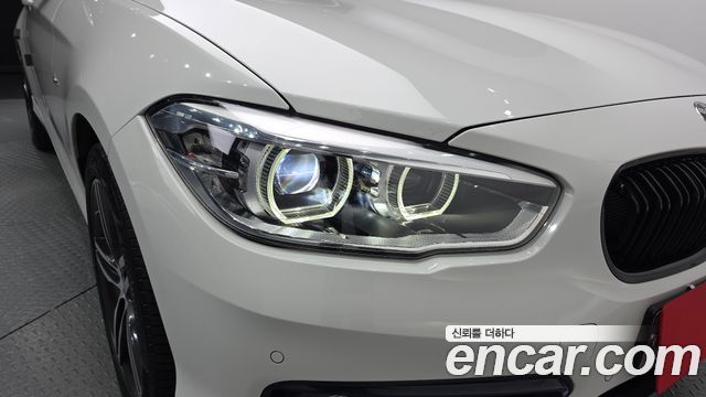 BMW 1 Series (F20) 118d Sport 5Door 2017 — фото 22