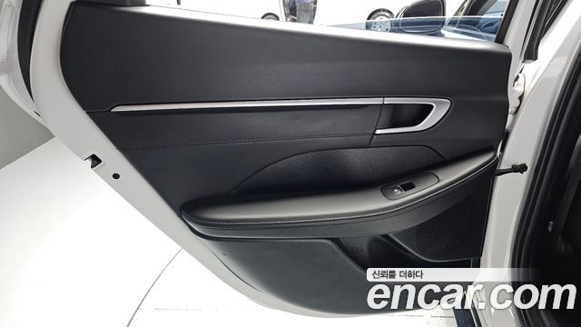 Hyundai Sonata The Edge (DN8) 2.0 Premium 2024 — фото 31