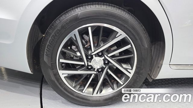 Hyundai Grandeur (IG) 3.0 LPi (Taxi) Deluxe 2023 — фото 5
