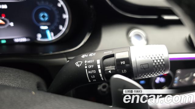 Genesis GV70 2.2 Diesel 2WD 2021 — фото 28