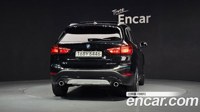 BMW X1 (F48) xDrive 20i xLine 2022 — фото 4
