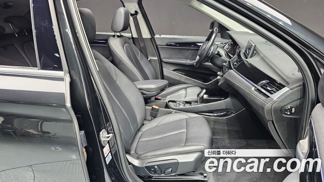 BMW X1 (F48) xDrive 20i xLine 2022 — фото 26