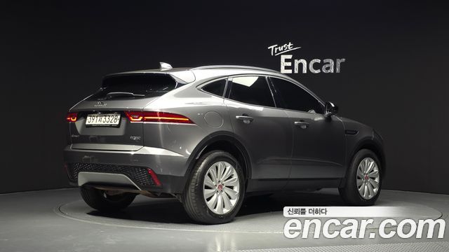 Jaguar E-PACE D180 SE 2019 — фото 2