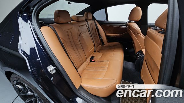 BMW 5 Series (G30) 520d M Sport Special Edition 2018 — фото 11