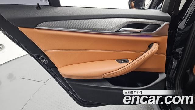 BMW 5 Series (G30) 520d M Sport Special Edition 2018 — фото 25
