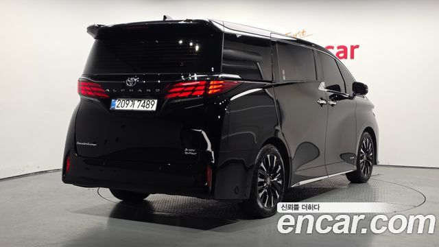 Toyota Alphard (IV) 2.5 HEV Executive AWD 2025 — фото 2