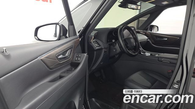 Toyota Alphard (IV) 2.5 HEV Executive AWD 2025 — фото 10