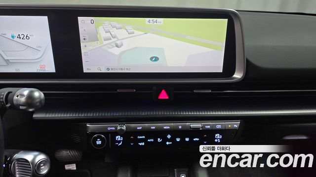 Hyundai Ioniq 6 Long Range Exclusive 2023 — фото 18