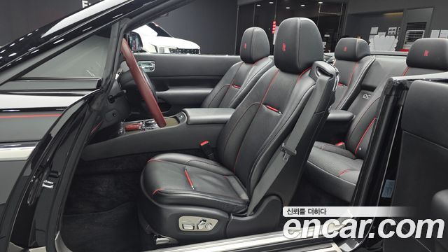 Rolls-Royce Dawn 6.6 V12 Black Badge 2020 — фото 10
