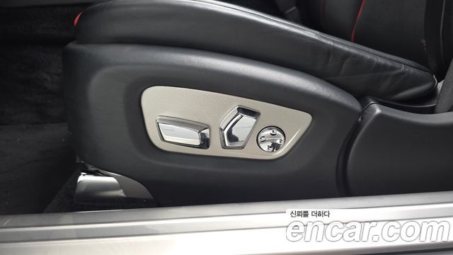Rolls-Royce Dawn 6.6 V12 Black Badge 2020 — фото 31