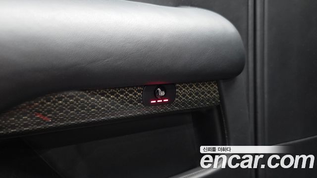 Rolls-Royce Dawn 6.6 V12 Black Badge 2020 — фото 32