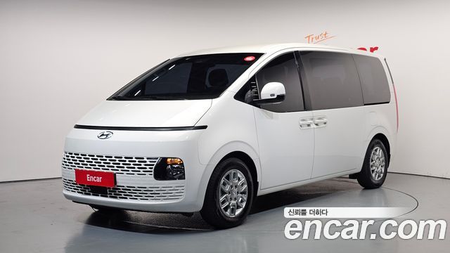 Hyundai Staria Tourer 11-Seater Modern 2023 — фото 1
