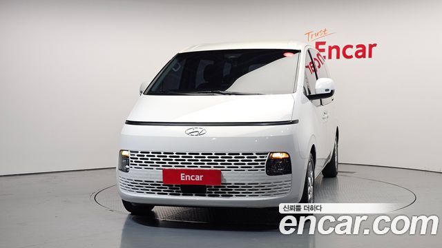 Hyundai Staria Tourer 11-Seater Modern 2023 — фото 3