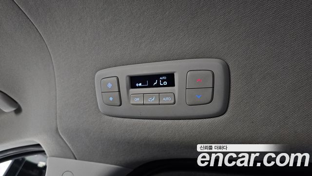 Hyundai Staria Tourer 11-Seater Modern 2023 — фото 19
