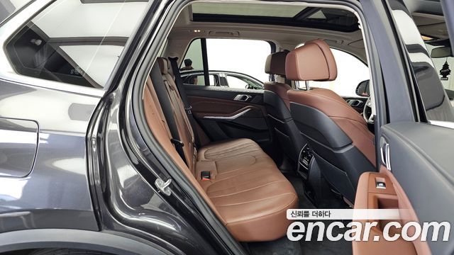BMW X5 (G05) xDrive 45e xLine 2021 — фото 12