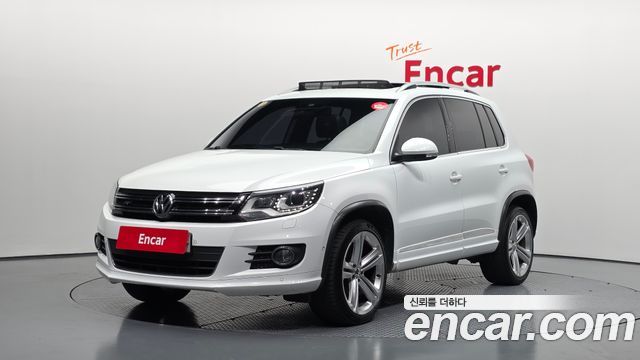 Volkswagen Tiguan 2.0 TDI R-Line 5N 2014 — фото 1