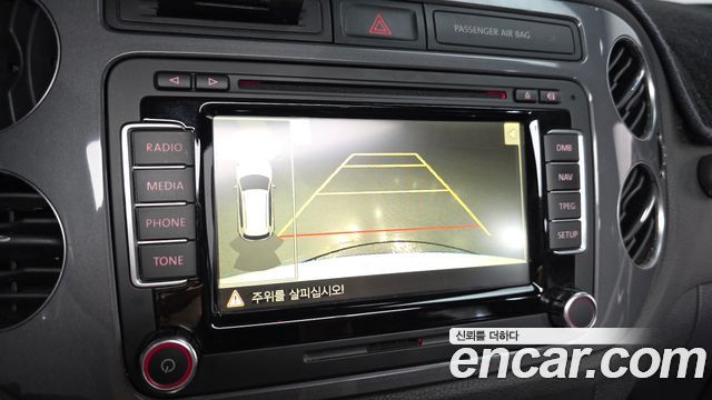 Volkswagen Tiguan 2.0 TDI R-Line 5N 2014 — фото 15