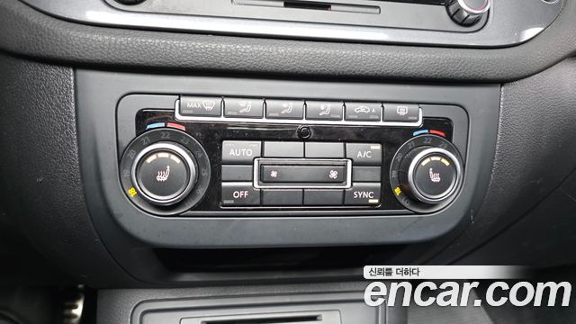 Volkswagen Tiguan 2.0 TDI R-Line 5N 2014 — фото 17