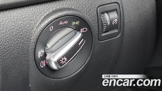 Volkswagen Tiguan 2.0 TDI R-Line 5N 2014 — фото 18