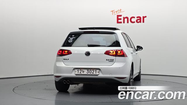Volkswagen Golf (VII) 2.0 TDI Premium 2015 — фото 4