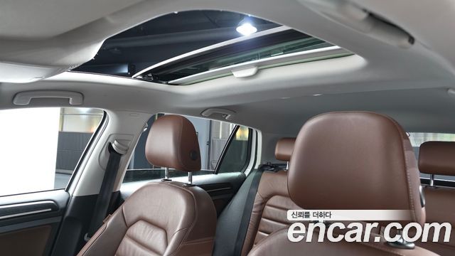 Volkswagen Golf (VII) 2.0 TDI Premium 2015 — фото 19