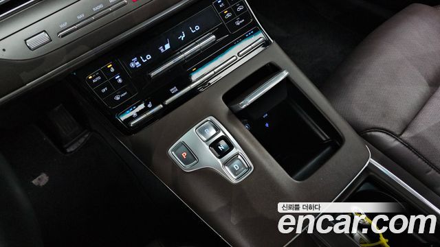 Hyundai Grandeur (IG) 3.0 LPi Rent Car Premium 2023 — фото 9