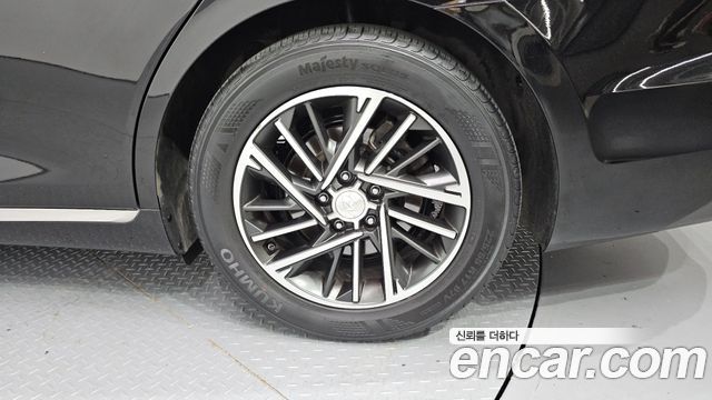 Hyundai Grandeur (IG) 3.0 LPi Rent Car Premium 2023 — фото 21