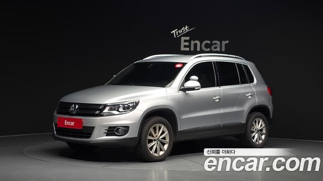 Volkswagen Tiguan 2.0 TDI Comfort 5N 2015 — фото 1