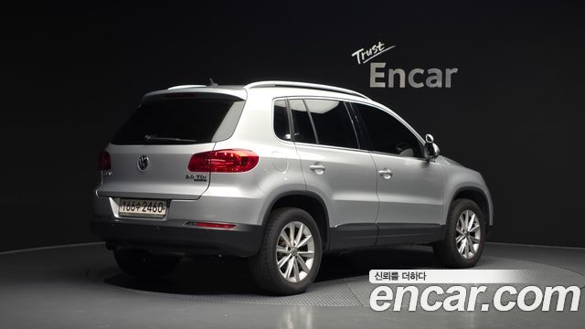 Volkswagen Tiguan 2.0 TDI Comfort 5N 2015 — фото 2