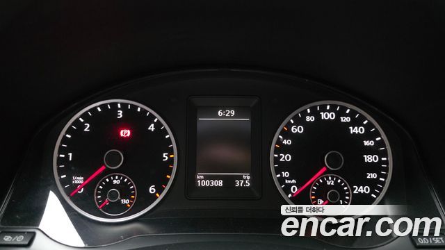 Volkswagen Tiguan 2.0 TDI Comfort 5N 2015 — фото 8