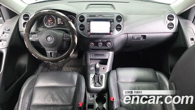 Volkswagen Tiguan 2.0 TDI Comfort 5N 2015 — фото 7