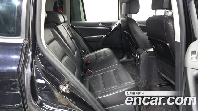 Volkswagen Tiguan 2.0 TDI Comfort 5N 2015 — фото 12