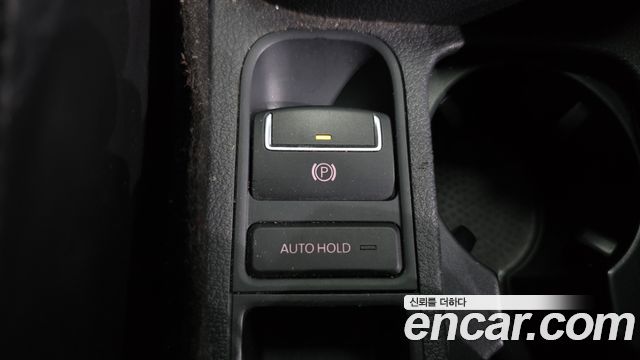 Volkswagen Tiguan 2.0 TDI Comfort 5N 2015 — фото 18