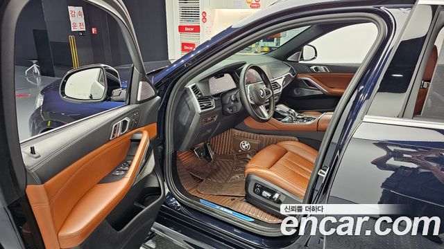 BMW X6 (G06) M50i 2021 — фото 10