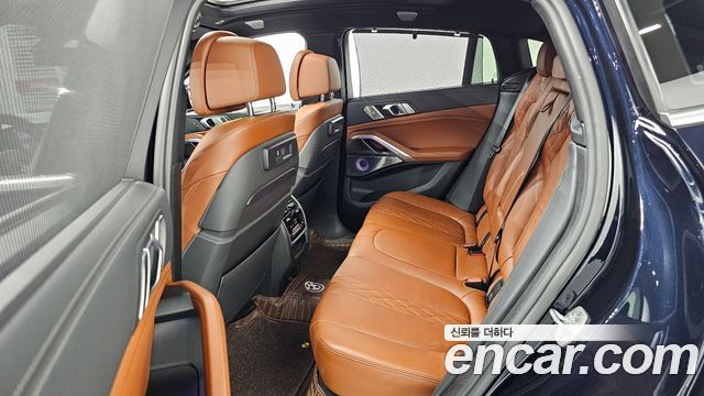 BMW X6 (G06) M50i 2021 — фото 12