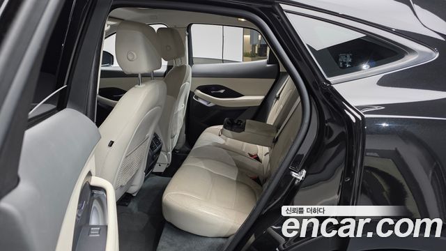 Jaguar E-PACE P250 S 2018 — фото 26
