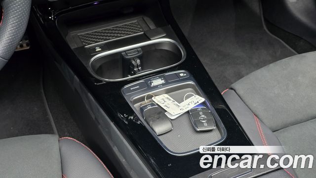 Mercedes-Benz CLA-Class (C118) CLA250 4MATIC 2024 — фото 23