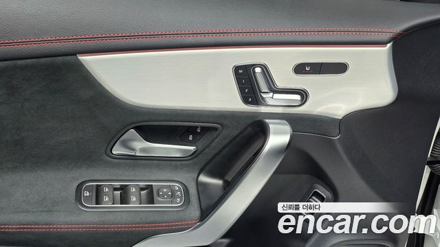 Mercedes-Benz CLA-Class (C118) CLA250 4MATIC 2024 — фото 24