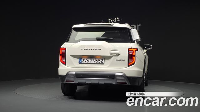 KG Mobility (SsangYong) Torres Gasoline 1.5 4WD T7 2023 — фото 4
