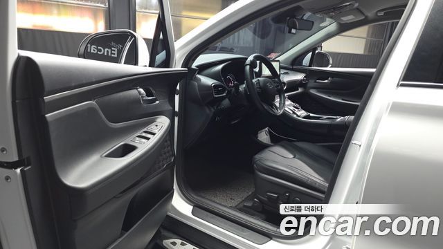 Hyundai Santa Fe HEV 1.6 2WD Prestige 2023 — фото 10